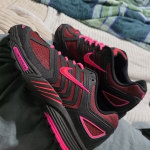Nike Black and Pink Athletic Shoes